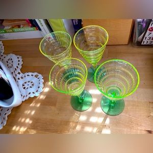 Vaseline/ uranium glass set of 4. No cracks or chips.
